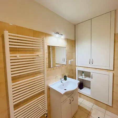 V Podkrovi - Hlinsko.